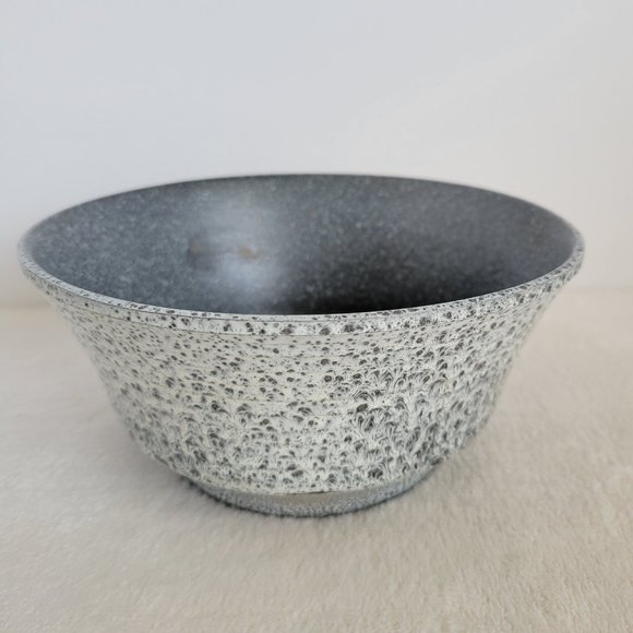 Spotted Pottery Bowl - Picture 3 of 8